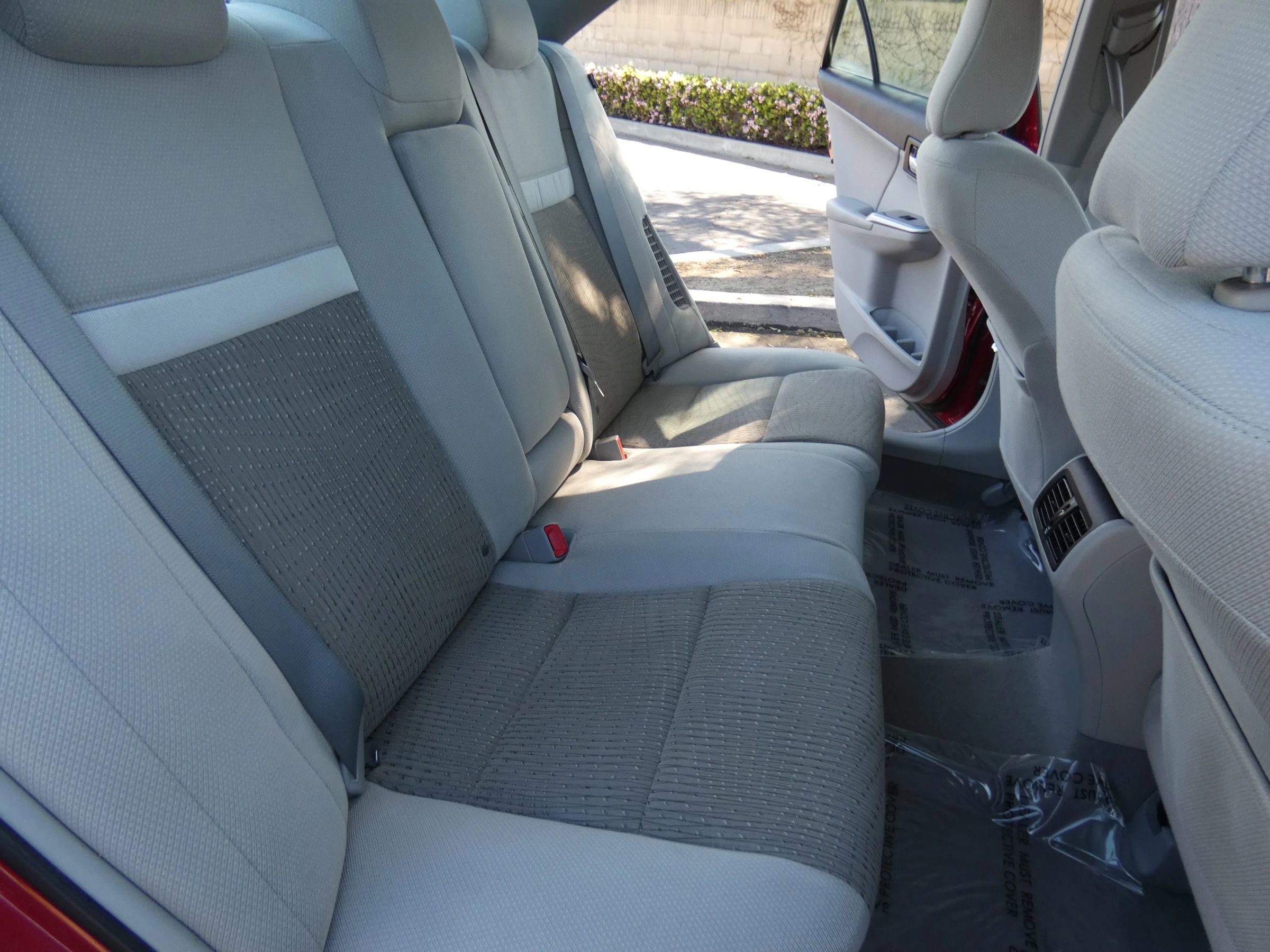 Used 2013 Toyota Camry XLE w/ Convenience Pkg image 38