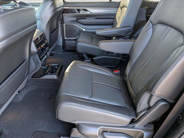 New 2026 Jeep Grand Wagoneer 4WD image 14