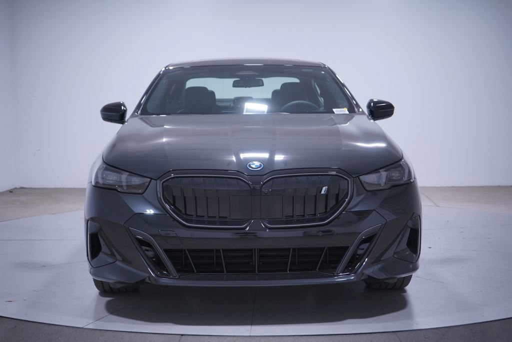 New 2026 BMW i5 eDrive40 w/ M Sport Package image 4