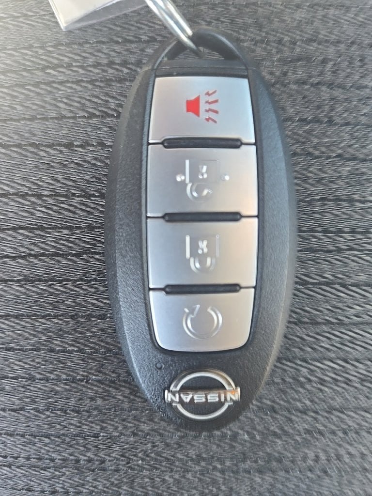 Used 2022 Nissan Rogue SV AWD/4WD image 41