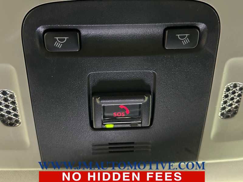 Used 2023 Toyota Camry SE w/ Blackout Package (TMS) image 35