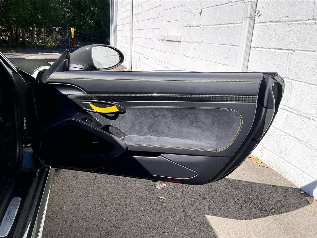 Certified 2021 Porsche 718 Cayman GT4 RWD image 27