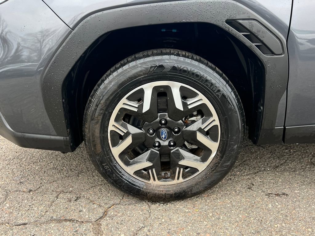 Certified 2025 Subaru Forester image 10