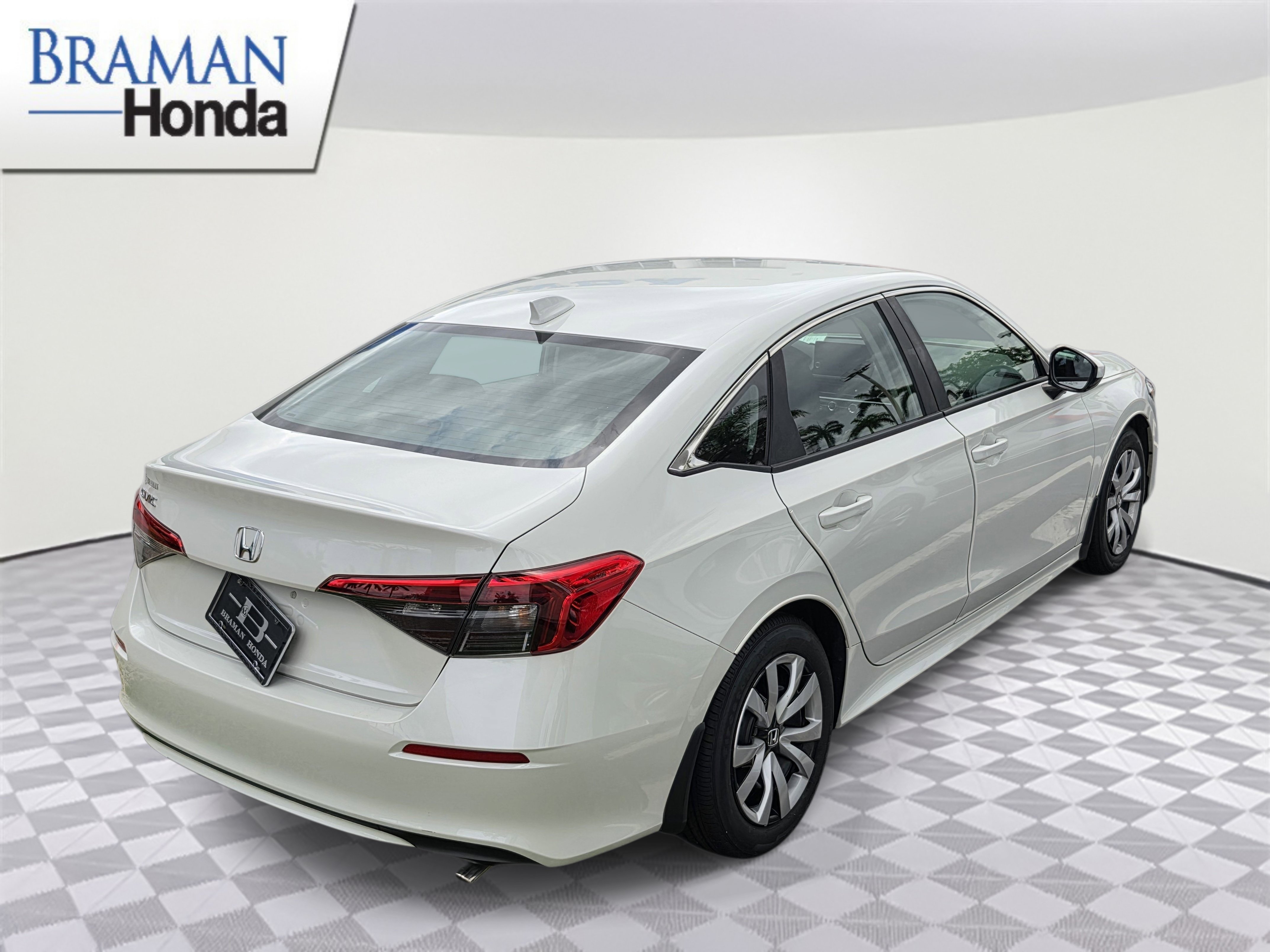 Certified 2022 Honda Civic LX image 3