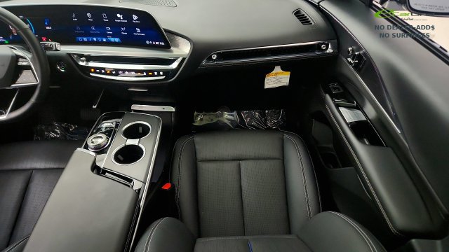 Used 2024 Cadillac Lyriq Sport RWD image 57