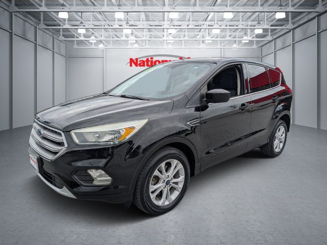 Used 2017 Ford Escape SE