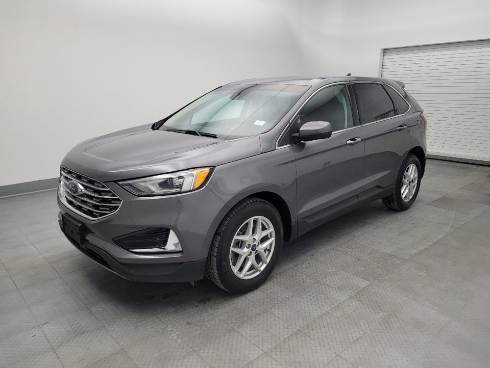 Used 2022 Ford Edge SEL image 2