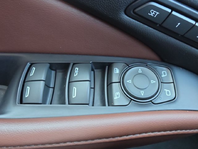 Used 2021 Buick Enclave Avenir w/ Avenir Technology Package FWD image 29