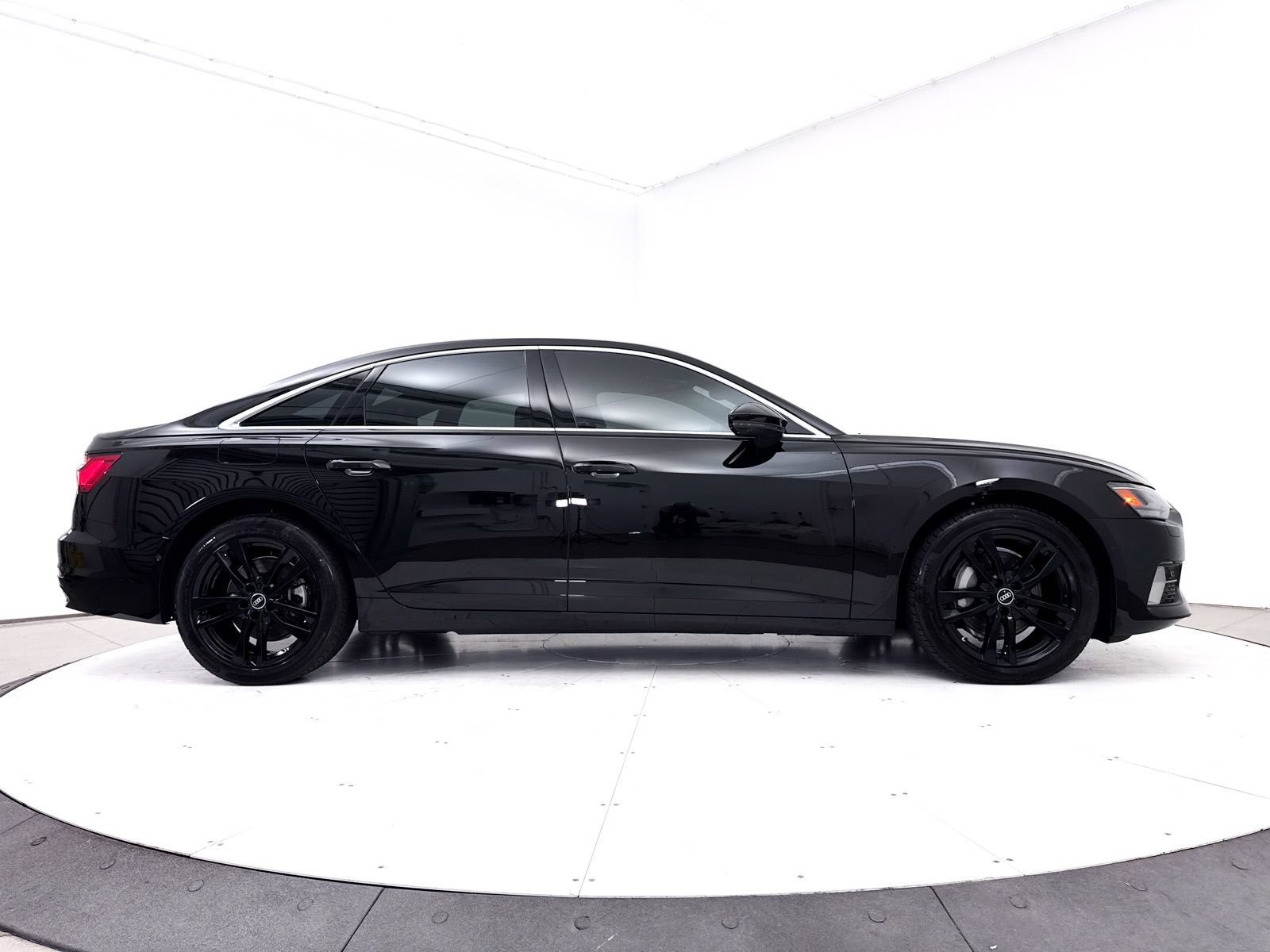 Used 2023 Audi A6 2.0T Premium w/ Convenience Package AWD/4WD image 42