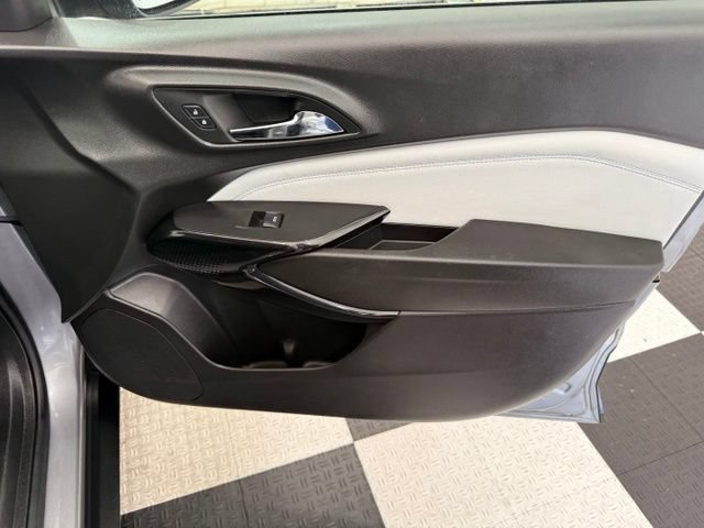 Used 2025 Chevrolet Trax LT FWD image 21