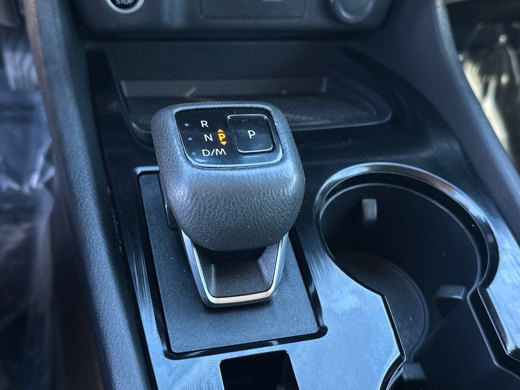 Used 2023 Nissan Rogue SV image 29