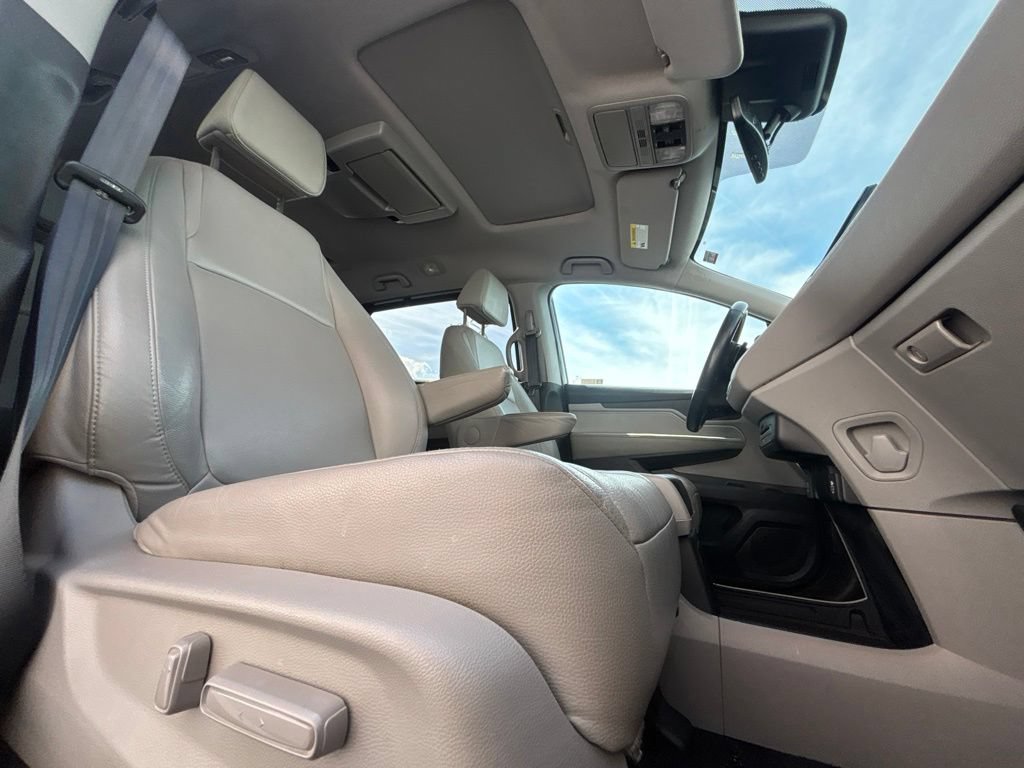 Used 2019 Honda Odyssey EX-L image 27