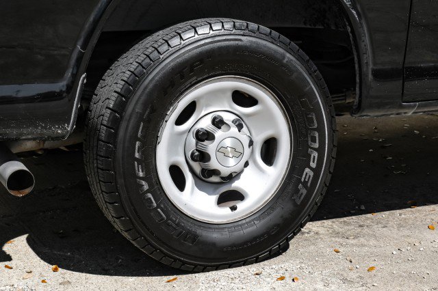 Used 2021 Chevrolet Express 2500 w/ Driver Convenience Package image 47