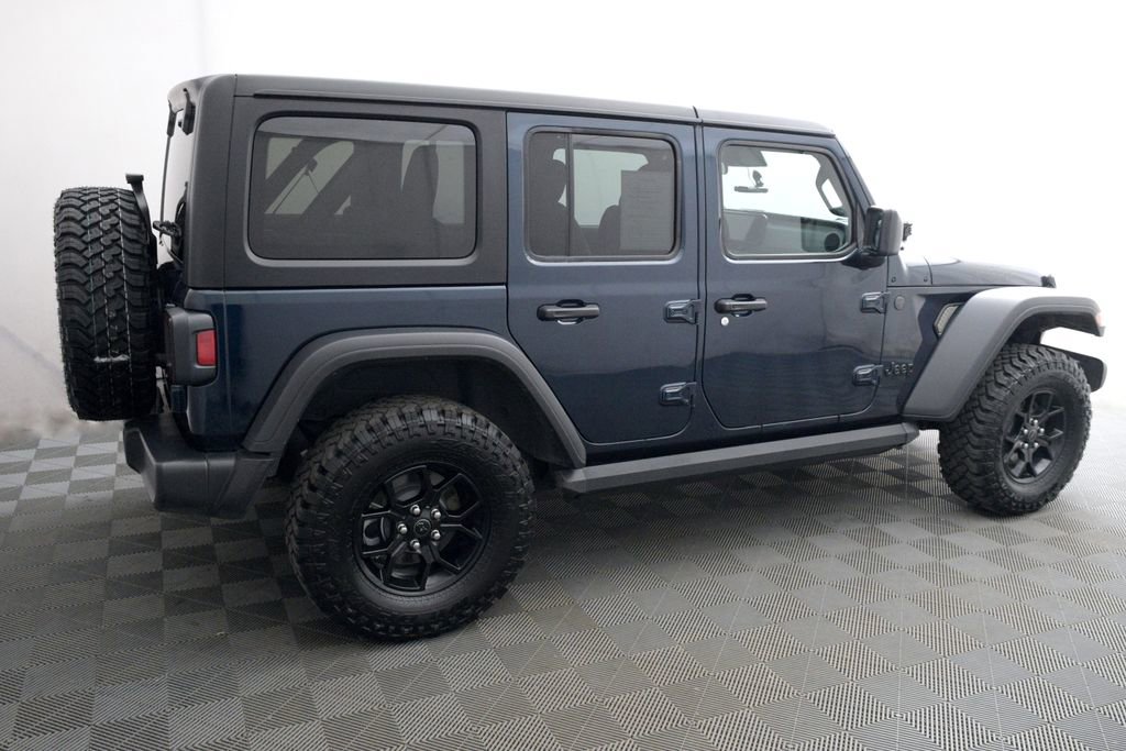 Used 2025 Jeep Wrangler Willys image 4