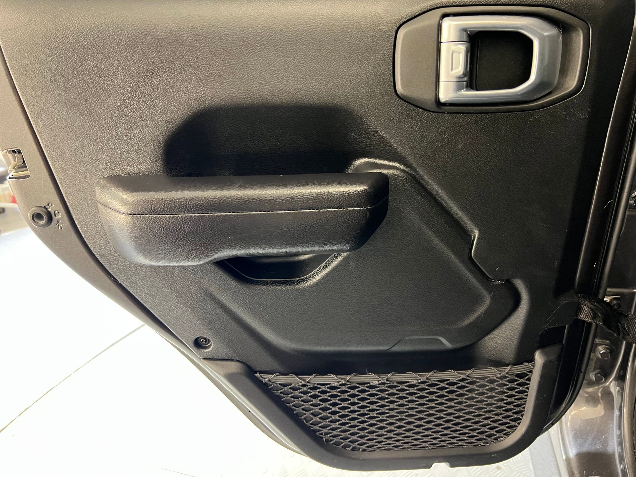 Used 2021 Jeep Wrangler Unlimited Sport image 29