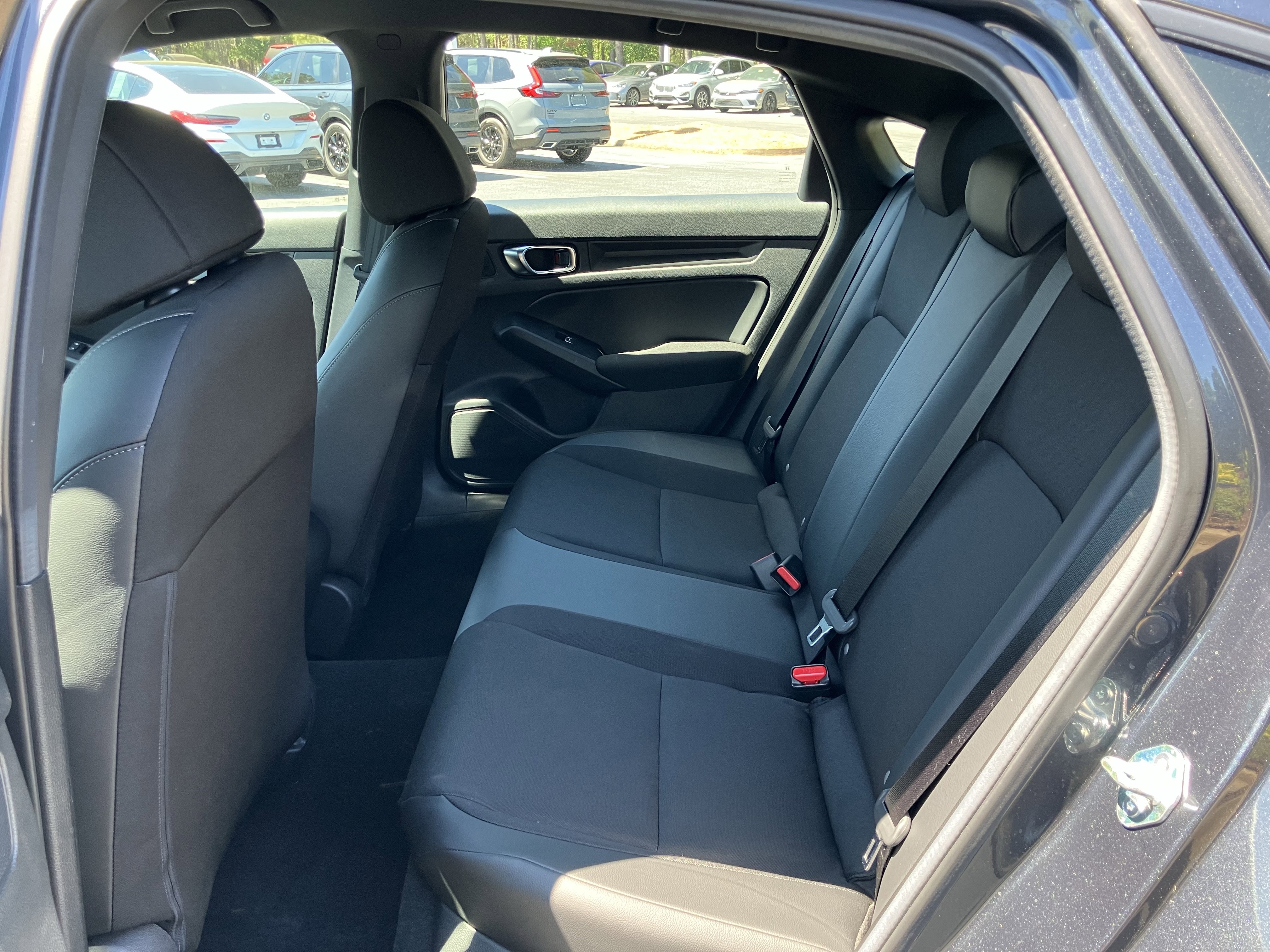 Used 2025 Honda Civic Sport image 32