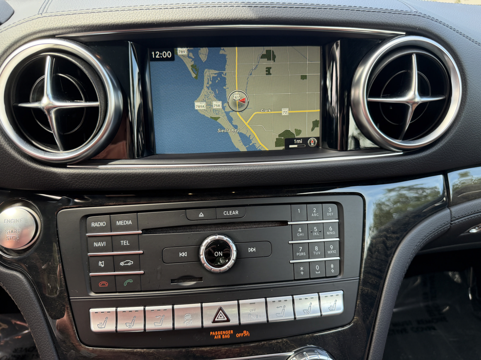 Used 2020 Mercedes-Benz SL 450 image 25
