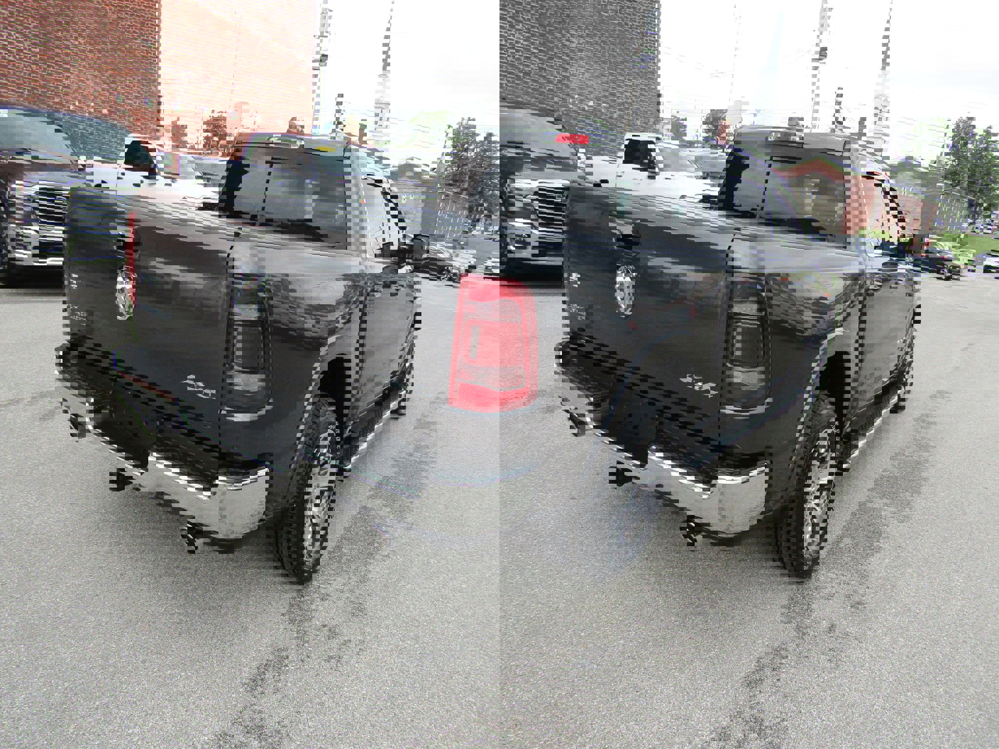 Used 2021 RAM 1500 Laramie image 3