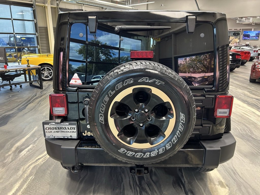 Used 2014 Jeep Wrangler Unlimited Sahara image 27