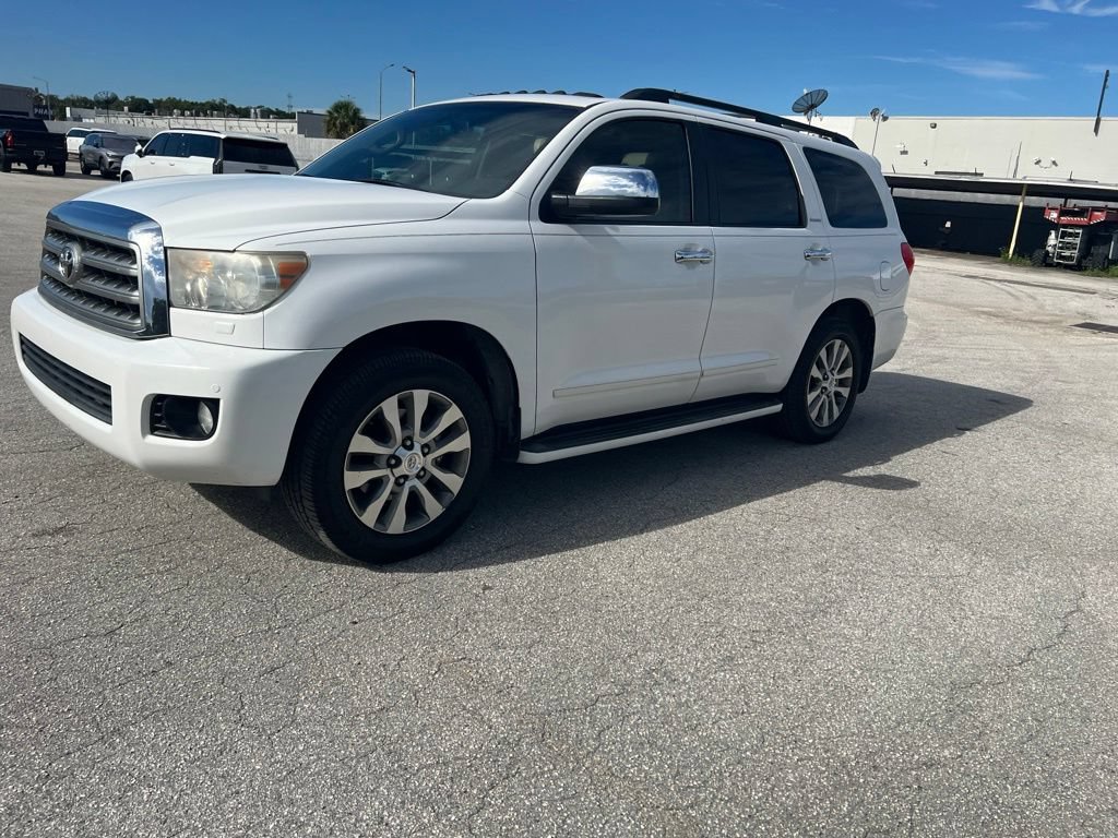 Used 2015 Toyota Sequoia Limited RWD image 7