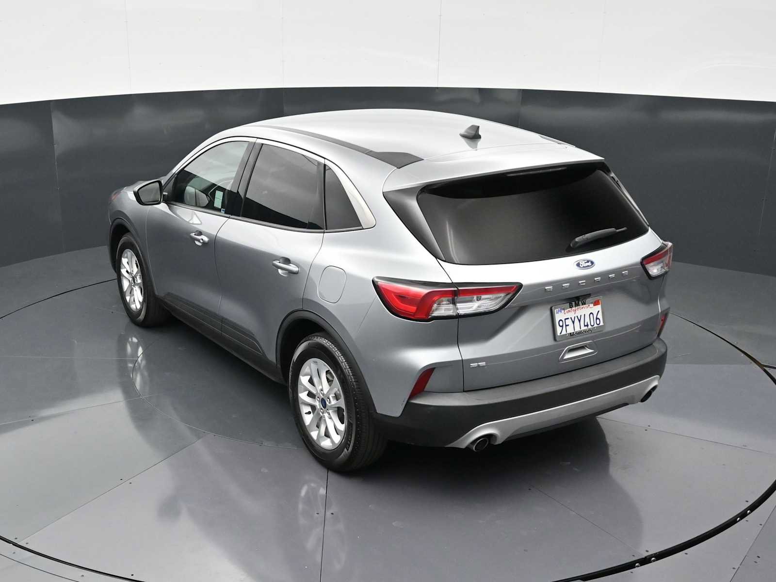 Used 2022 Ford Escape SE w/ Convenience Package FWD image 23