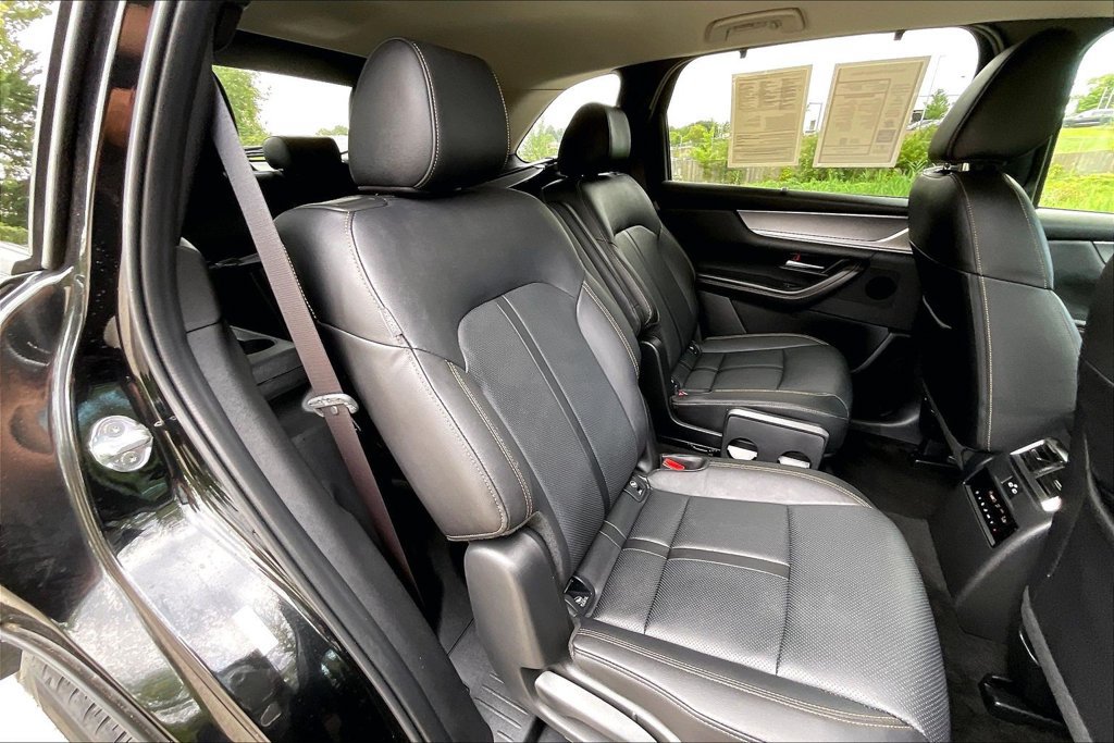 Used 2024 MAZDA CX-90 3.3 Turbo w/ Premium Package AWD/4WD image 27