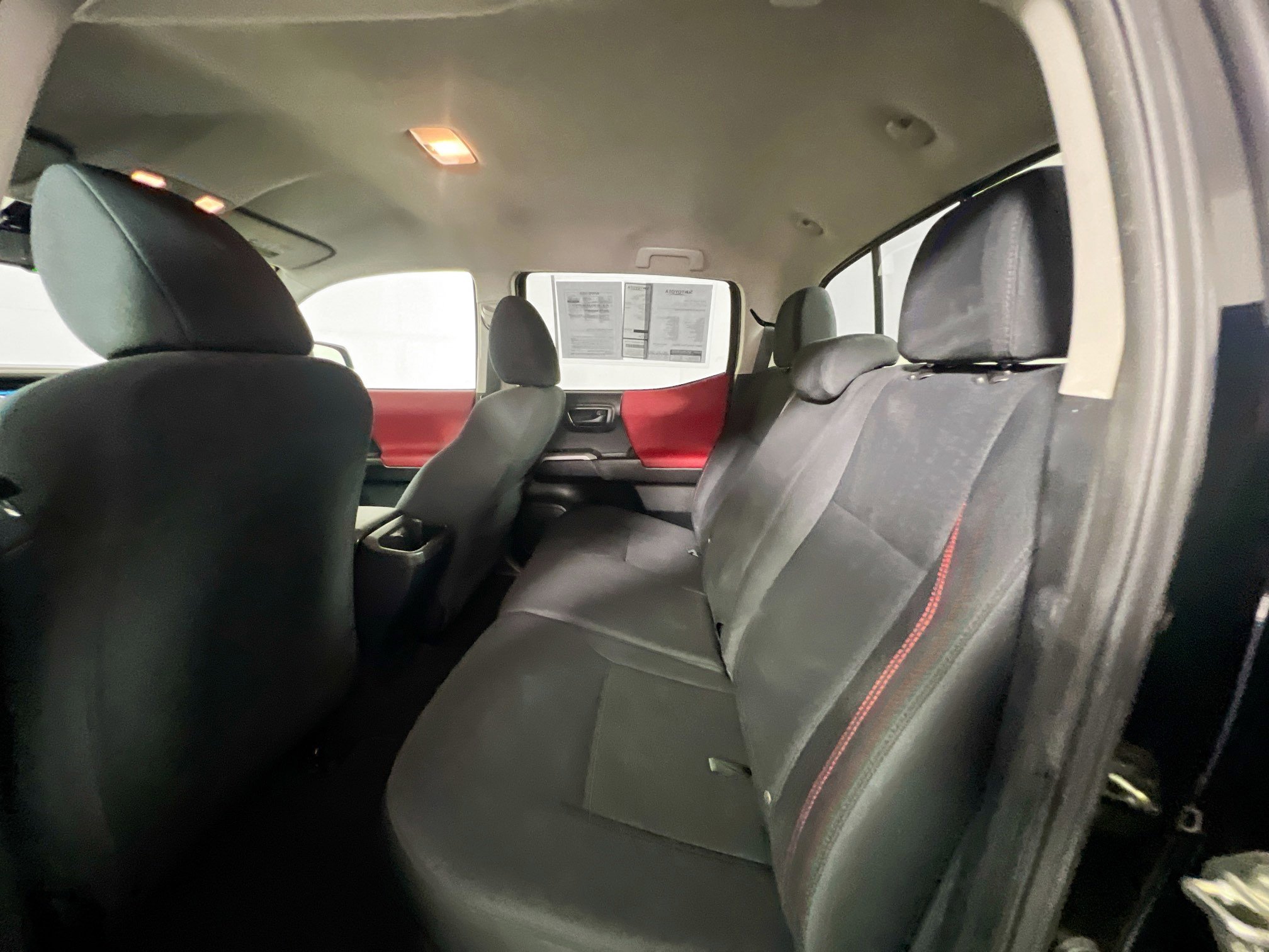 Used 2018 Toyota Tacoma SR5 image 28