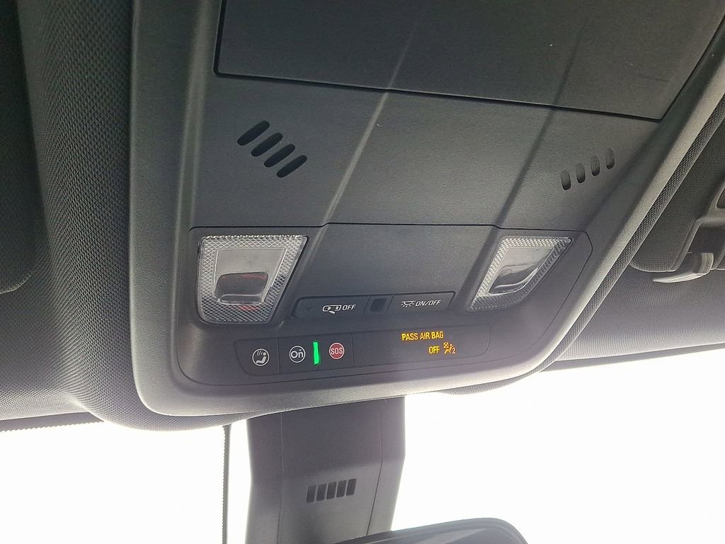 Used 2022 Chevrolet Equinox RS image 27