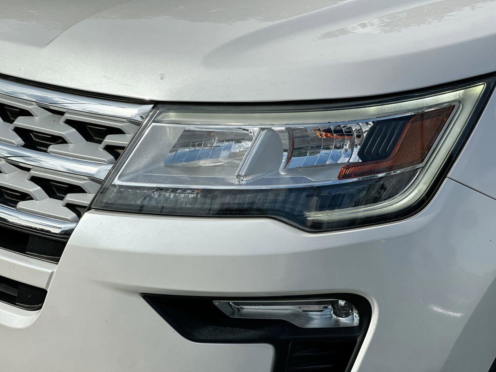 Used 2019 Ford Explorer XLT w/ Equipment Group 201A FWD image 6