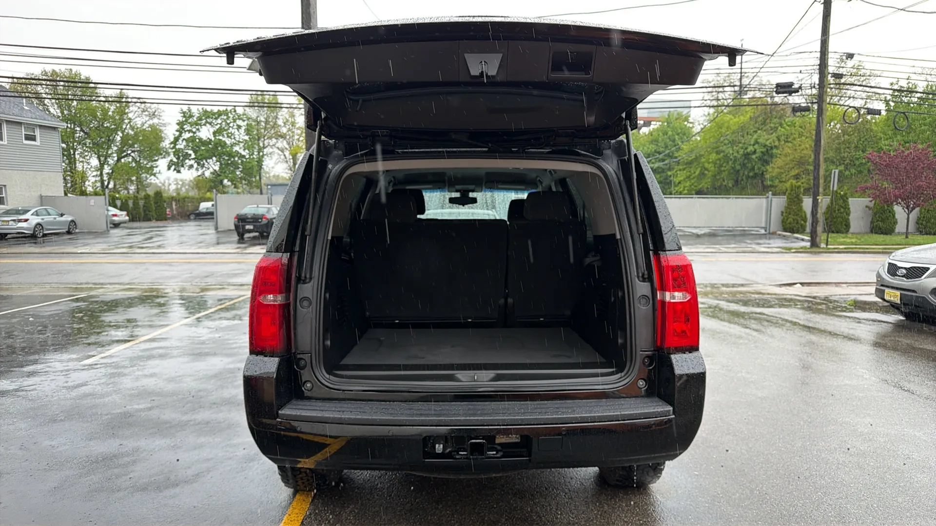 Used 2019 Chevrolet Tahoe LS AWD/4WD image 26
