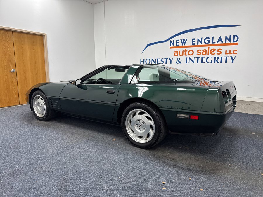 Used 1993 Chevrolet Corvette Coupe RWD image 21