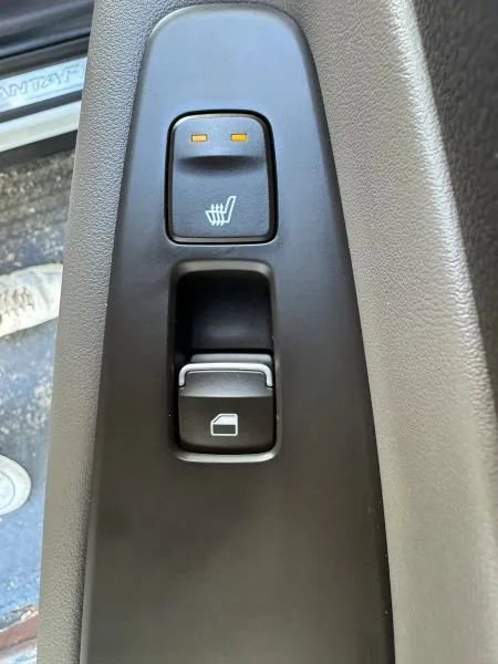 Used 2019 Hyundai Santa Fe FWD image 48