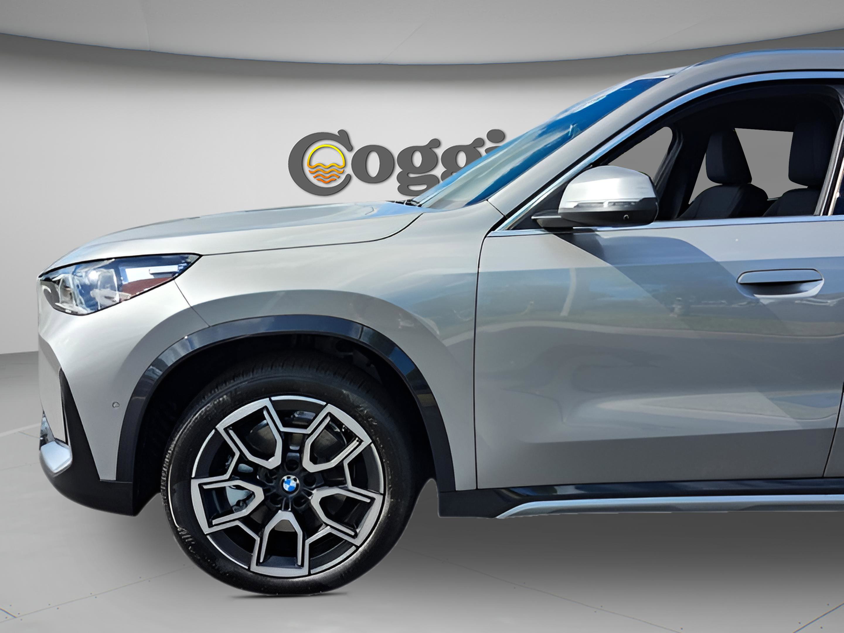 New 2026 BMW X1 xDrive28i w/ M Sport Package AWD/4WD image 31