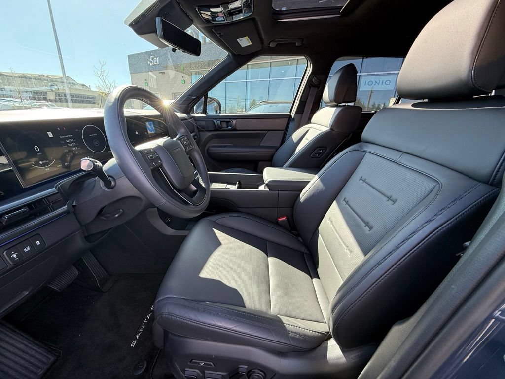 Used 2025 Hyundai Santa Fe Calligraphy AWD/4WD image 12