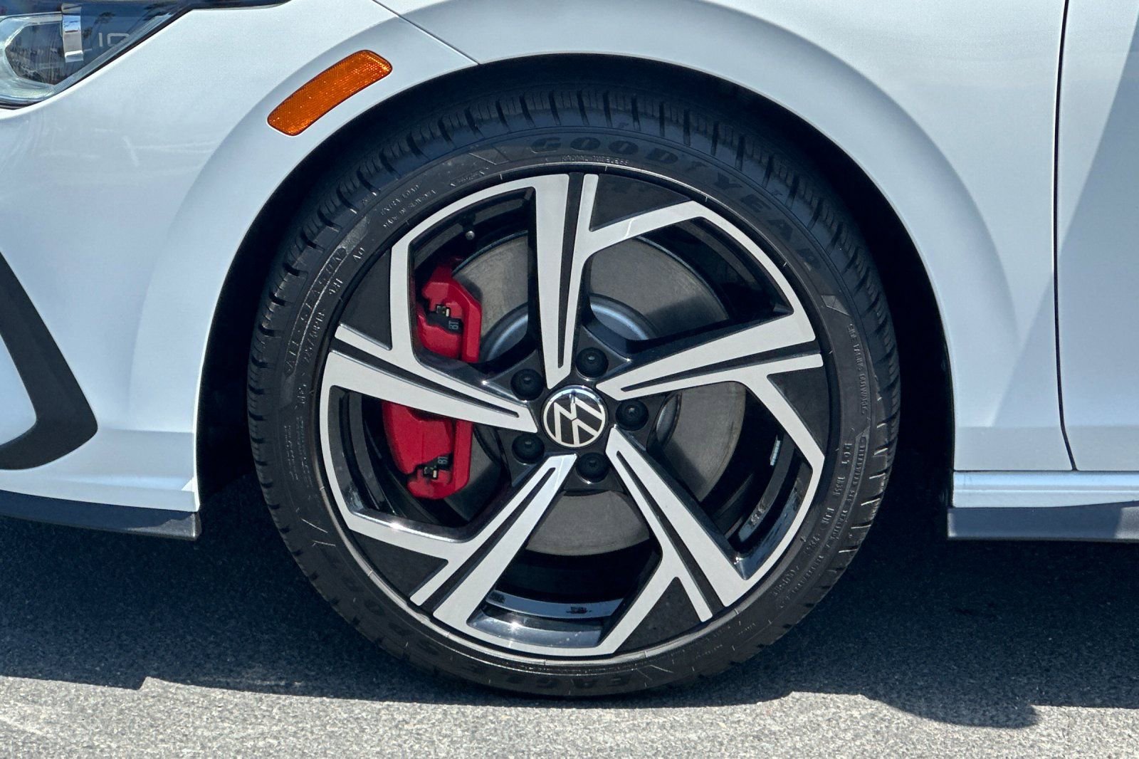 Used 2024 Volkswagen GTI SE image 26