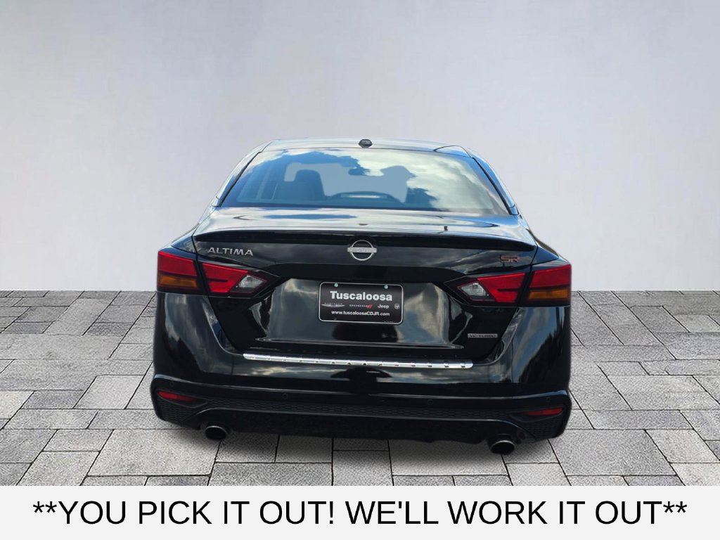 Used 2023 Nissan Altima 2.0 SR FWD image 6