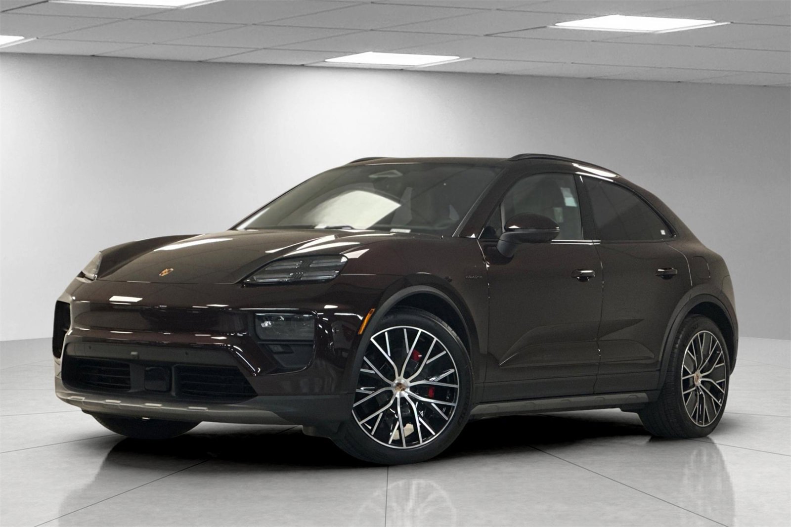 New 2025 Porsche Macan 4S Electric
