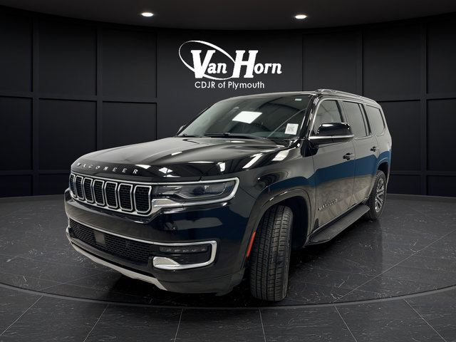 Used 2023 Jeep Wagoneer Series II AWD/4WD image 3