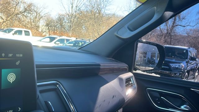 Used 2023 Chevrolet Tahoe LT w/ Luxury Package AWD/4WD image 18