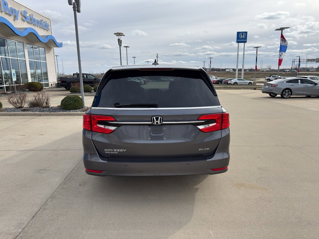 Used 2023 Honda Odyssey Elite image 6