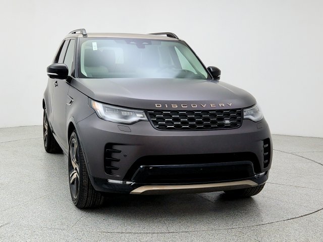 New 2026 Land Rover Discovery Limited Edition AWD/4WD image 2