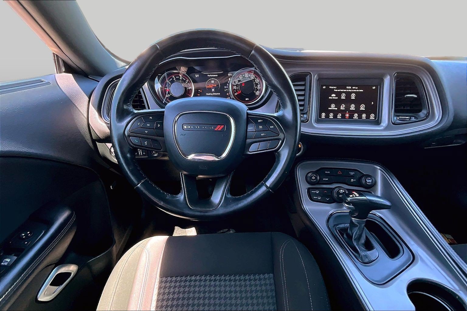 Used 2023 Dodge Challenger SXT RWD image 5