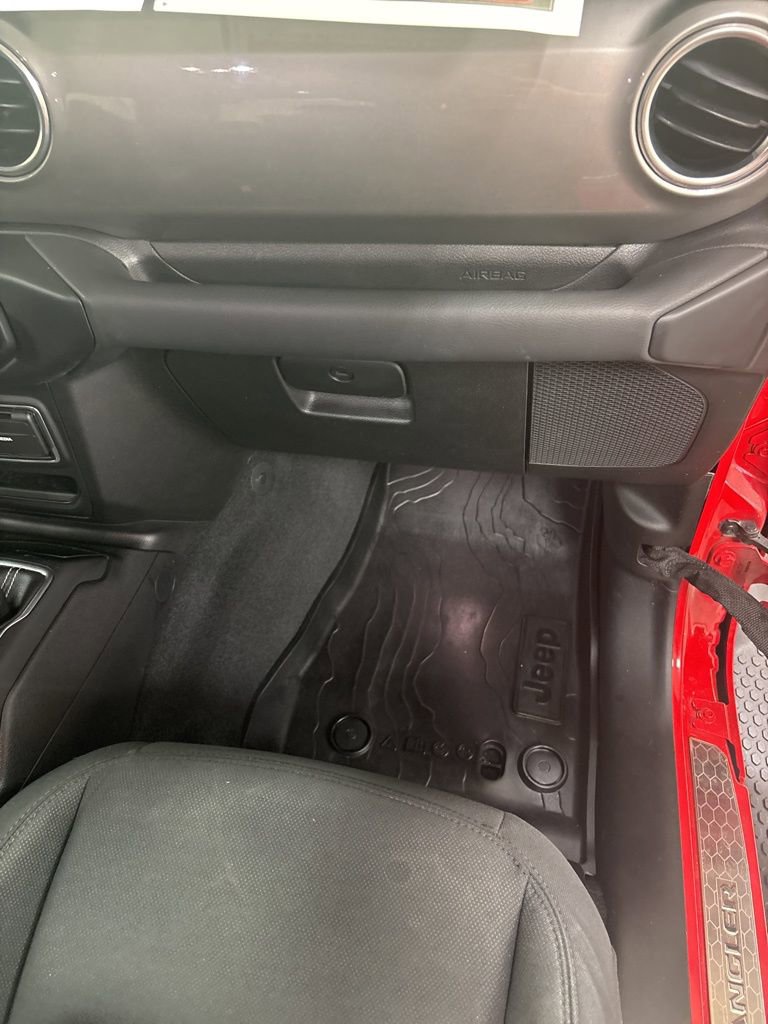 Used 2021 Jeep Wrangler Unlimited Sahara w/ LED Lighting Group image 32