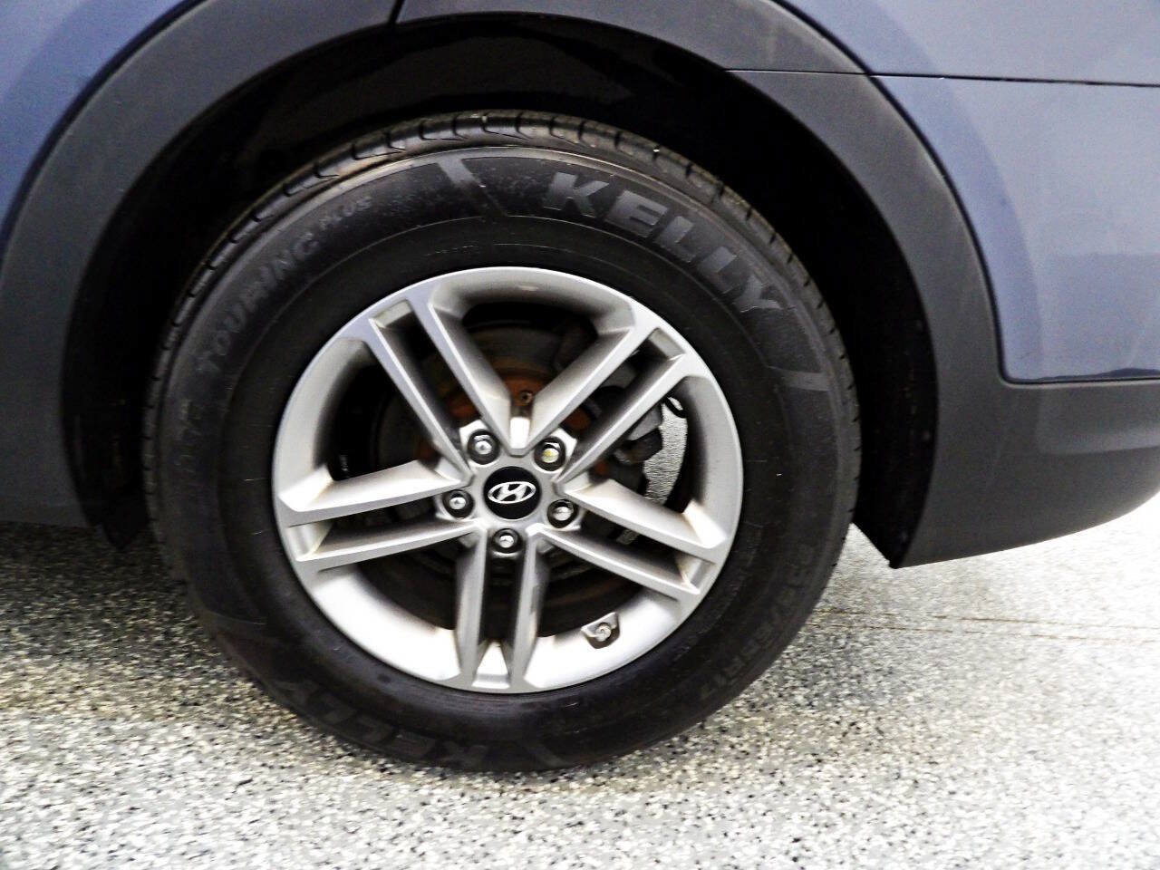 Used 2017 Hyundai Santa Fe Sport AWD/4WD image 23