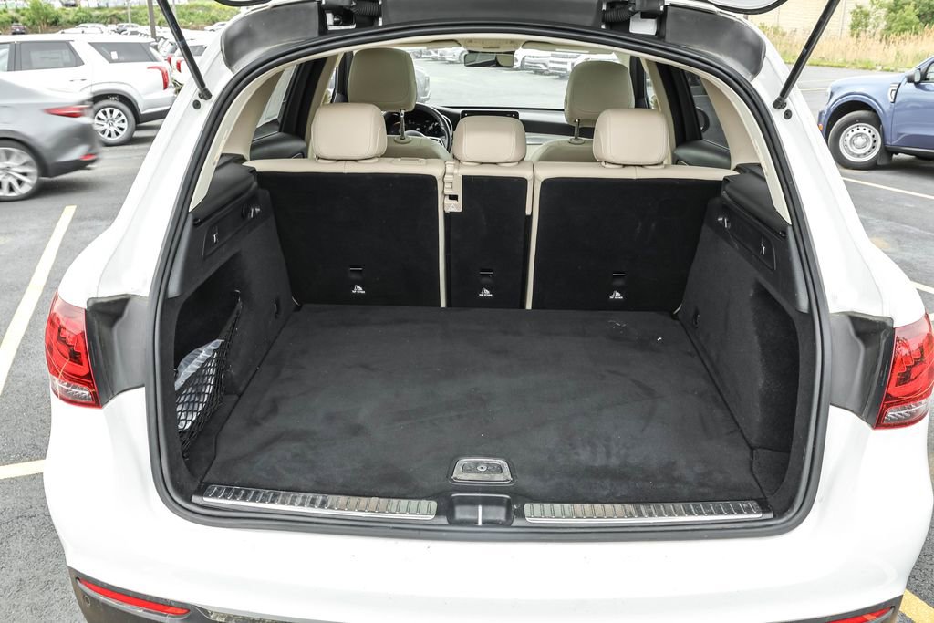 Used 2022 Mercedes-Benz GLC 300 4MATIC image 29