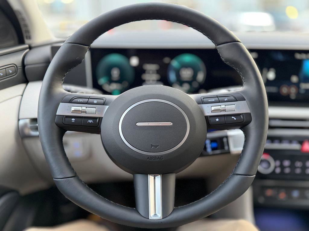 New 2026 Hyundai Tucson Limited image 12