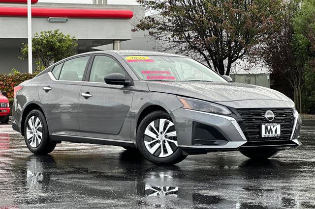 New 2025 Nissan Altima 2.5 S image 2