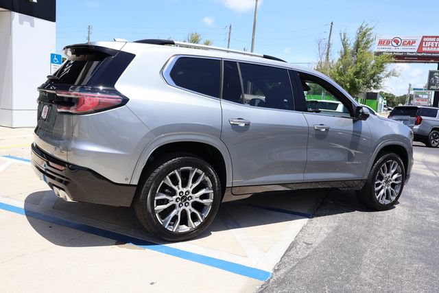 New 2026 GMC Acadia Denali Ultimate FWD image 8