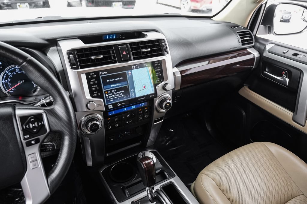 Used 2022 Toyota 4Runner Limited AWD/4WD image 23