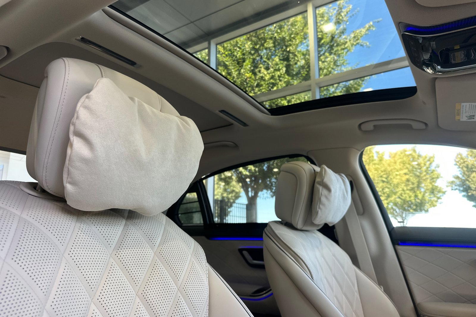 New 2025 Mercedes-Benz S 580 4MATIC Sedan image 16